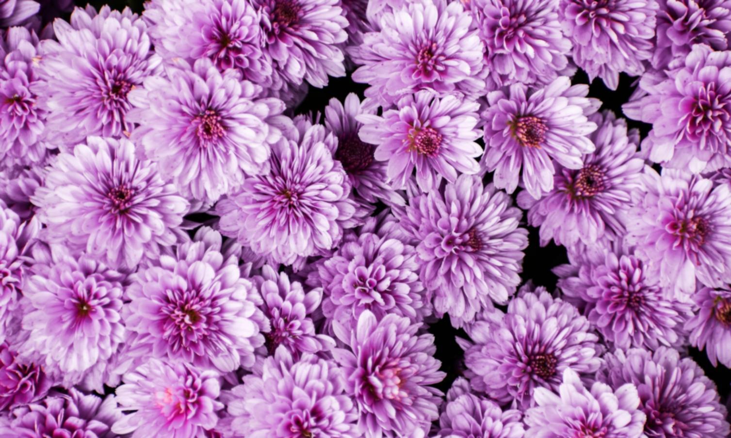 Elegant wedding centerpiece arrangement created on-site